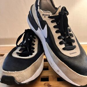 Nike “Black Khaki” Waffel Sneakers